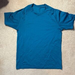 Men's Blue Lululemon Athletic Shirt